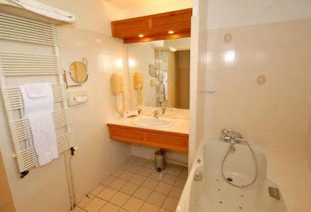 Hotel La Chaum'Yerres Chaumes-en-Brie Luaran gambar