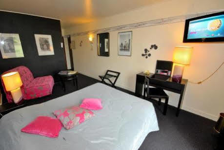 Hotel La Chaum'Yerres Chaumes-en-Brie Luaran gambar